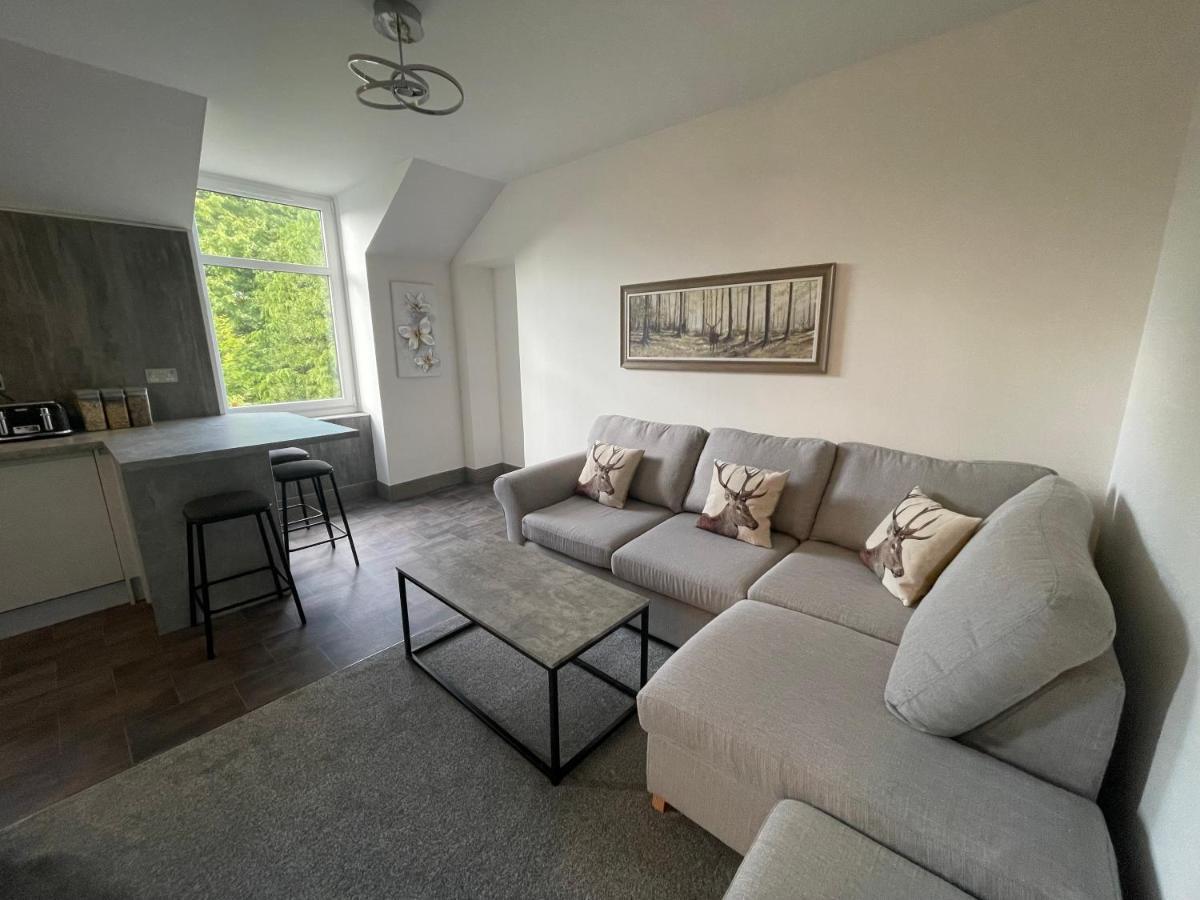 Crown Aros Beag, Ultra City Central 2 Bedroom Apartment With Free Parking Onsite 因弗内斯 外观 照片